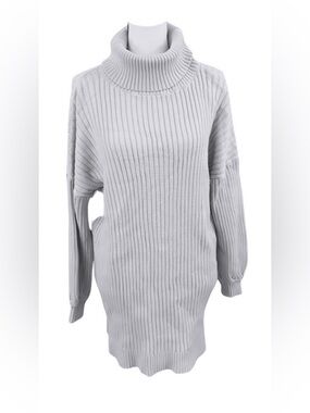 Relaxed Ribbed Turtleneck Sweater in Light Taupe